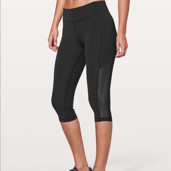lululemon athletica Pants - ⬇️ $40 | EUC Lululemon Crop Mesh Legging. Size 6